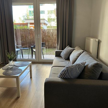 Cosy Apartment Near To The Chopin'S Airport Cybernetyki 2C Warschau Exterior foto
