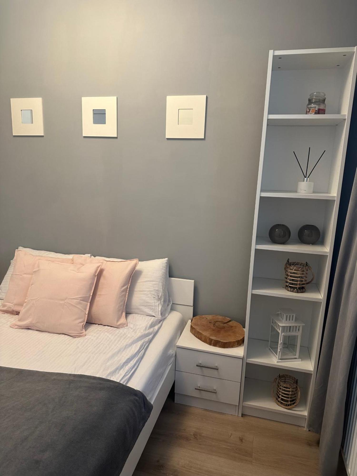 Cosy Apartment Near To The Chopin'S Airport Cybernetyki 2C Warschau Exterior foto